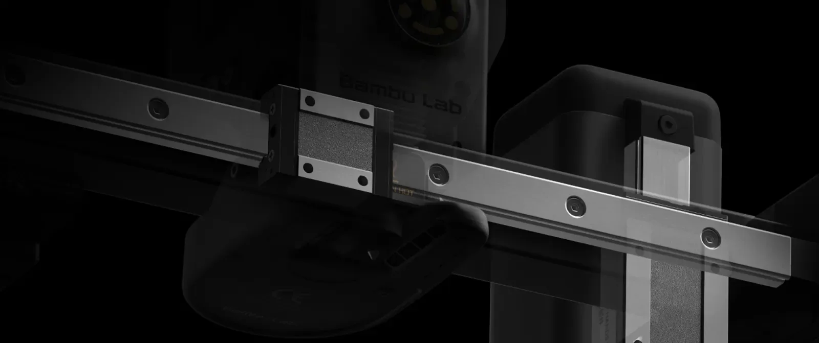 Bambu Lab A1 mini Combo: Trilhos lineares e estrutura de metal